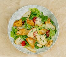 Цезарь с курицей