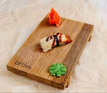 Суши с угрем