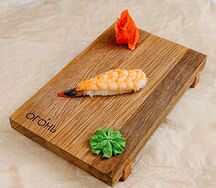 Суши с креветкой