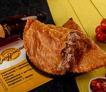 Чебурек с мясом, сыром и грибами