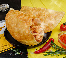 Чебурек с курицей по-азиатски