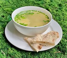 Бульон куриный с фокаччей