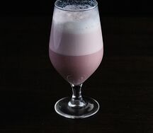 Шоколадный милкшейк с черешней