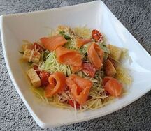 Цезарь с лососем