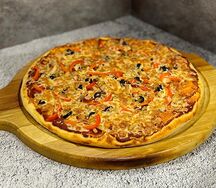 Пицца курица с овощами