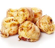 Рулетики с сыром