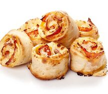 Рулетики с пепперони