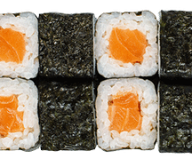 Маки с лососем