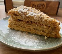 Торт Наполеон с кремом из вареной сгущенки