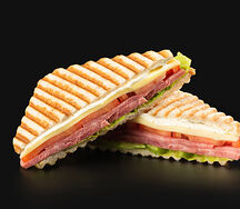 Сэндвич с ветчиной и сыром