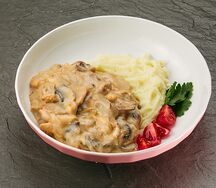 Курица по-строгановски