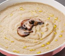 Суп-пюре из шампиньонов с трюфельным маслом