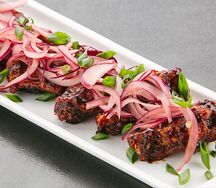 Хрустящие крылышки с соусом BBQ