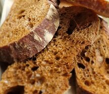 Тост тёмного хлеба