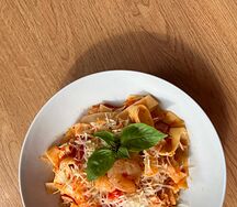 Паста с тигровыми креветками