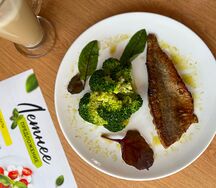 Филе трески, запеченное с брокколи