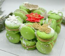 Торт из французских пирожных Макаронс