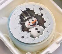 Муссовый бенто-торт Снеговик в цилиндре
