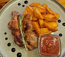 Стейк из cвинoй шеи