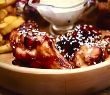 Крылья в медово-горчичном соусе