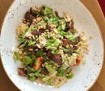 Салат с жареным языком