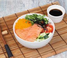 Поке с лососем