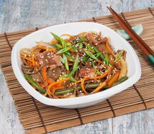 Вок Соба Свинина-бекон с соусом Пад Тай