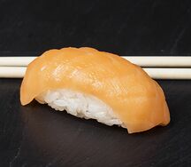 Суши Лосось