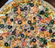 Пицца с тунцом