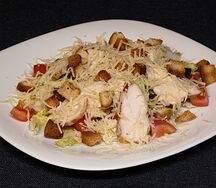 Цезарь с курицей