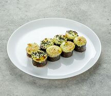 Запеченные роллы с мидиями