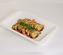 Баклажаны Пармиджано с томатным соусом и сыром пармезан