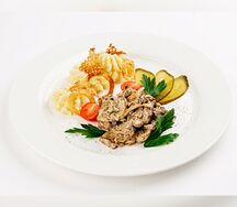 Бефстроганов из телятины