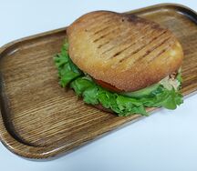 Пита с курицей и овощами