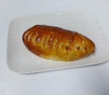 Пирожок с картошкой и грибами