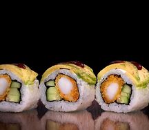 Ролл с креветкой темпура