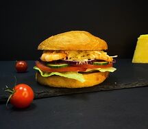 Бургер с креветкой