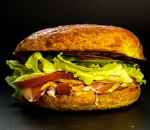 Бургер с уткой