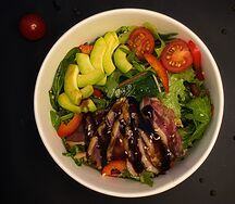 Салат с уткой холодного копчения