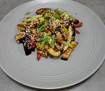 Салат с грибами горячий