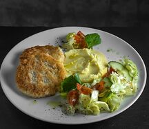 Котлеты из курицы с картофельным пюре