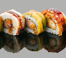 Ролл Угорь, авокадо с креветкой в кляре