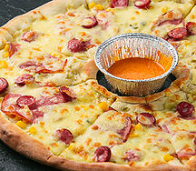 Космо-пицца Мясное ассорти с острым соусом