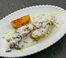 Треска в сливочно-грибном соусе с лимоном гриль