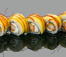 Ролл Манго-креветка темпура