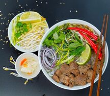 Суп Бун Бо
