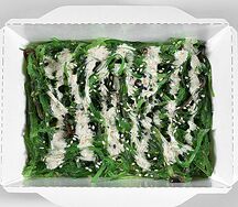 Салат Чука с ореховым соусом