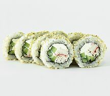 Ролл Калифорния в кунжуте