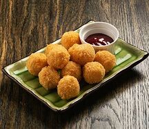 Сырные шарики с чоризо