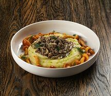 Бефстроганов с пюре и опятами